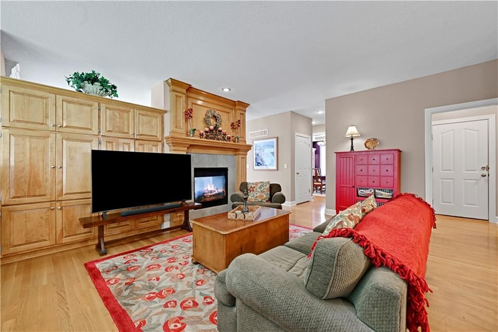 16241 Birch Street — photo 9
