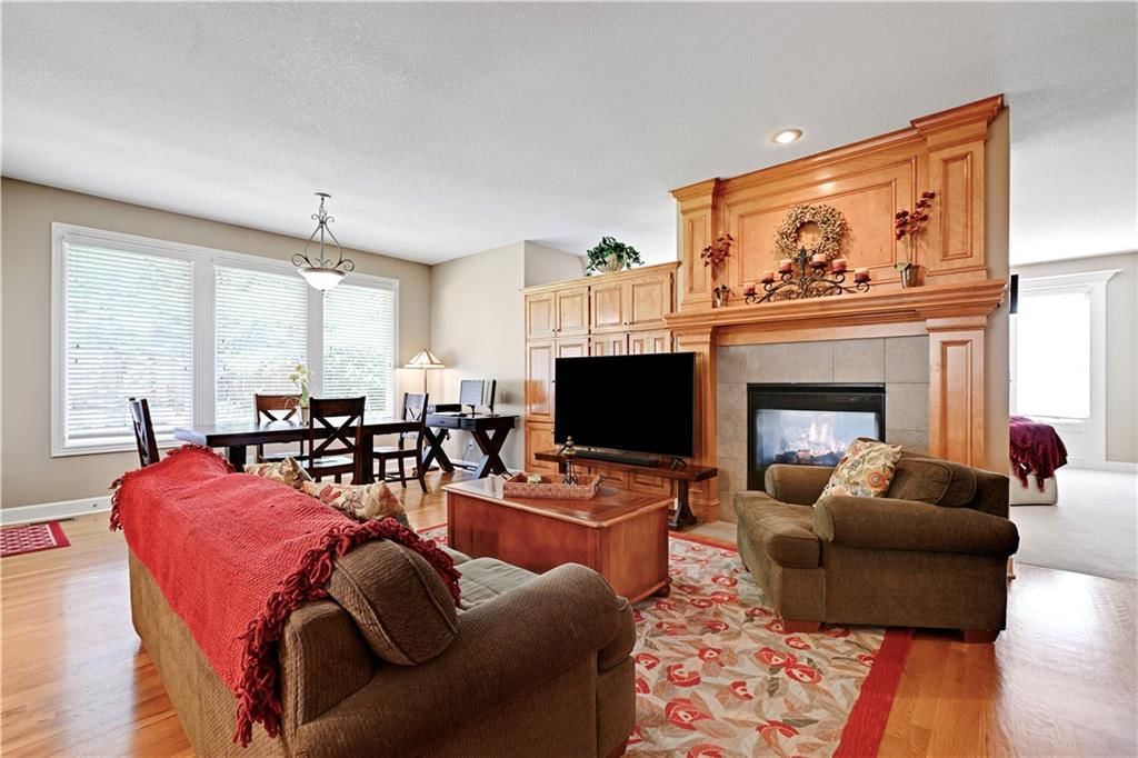 16241 Birch Street — photo 10