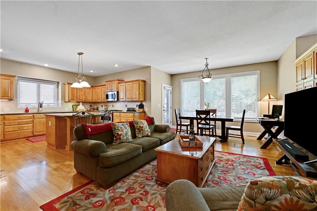 16241 Birch Street — photo 11