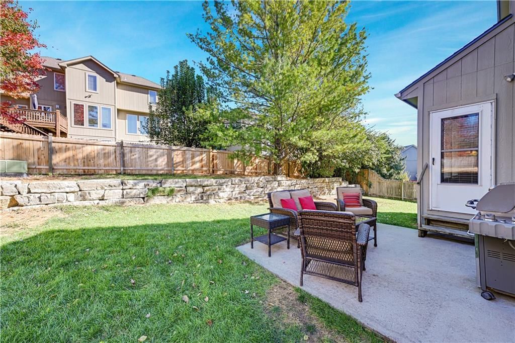 16241 Birch Street — photo 37