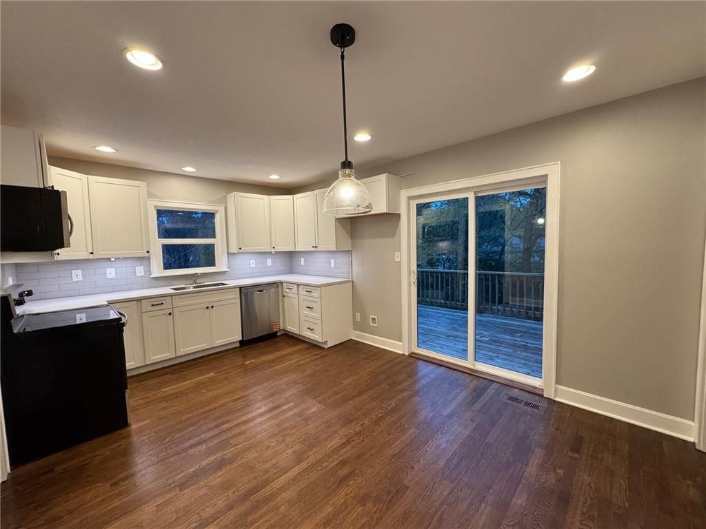 4820 Hadley Street — photo 9