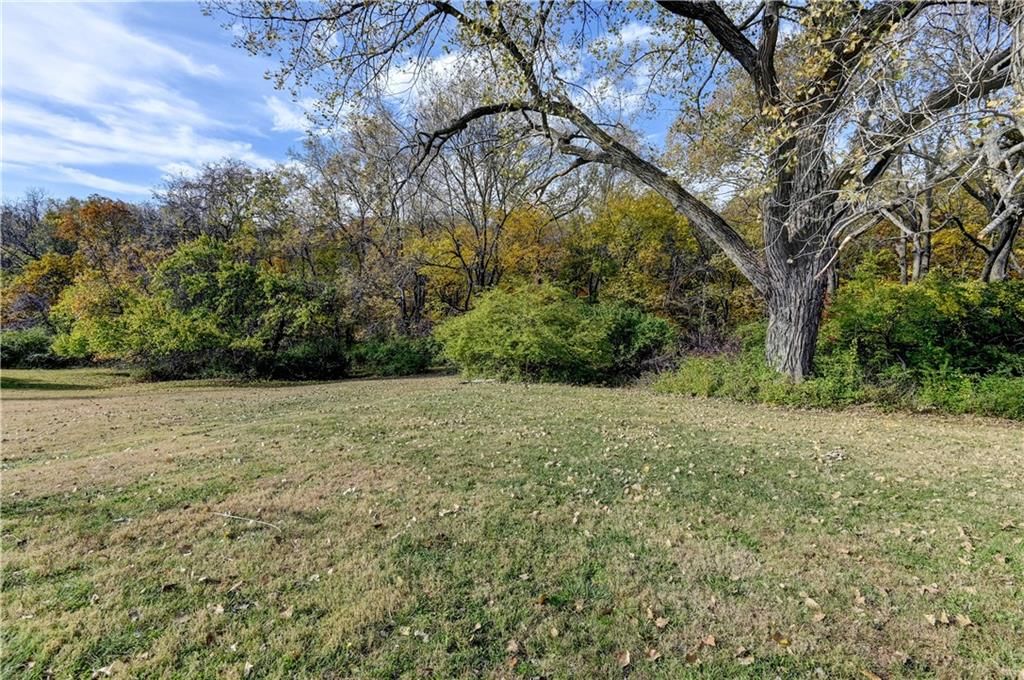 3326 N 74TH Street — photo 36