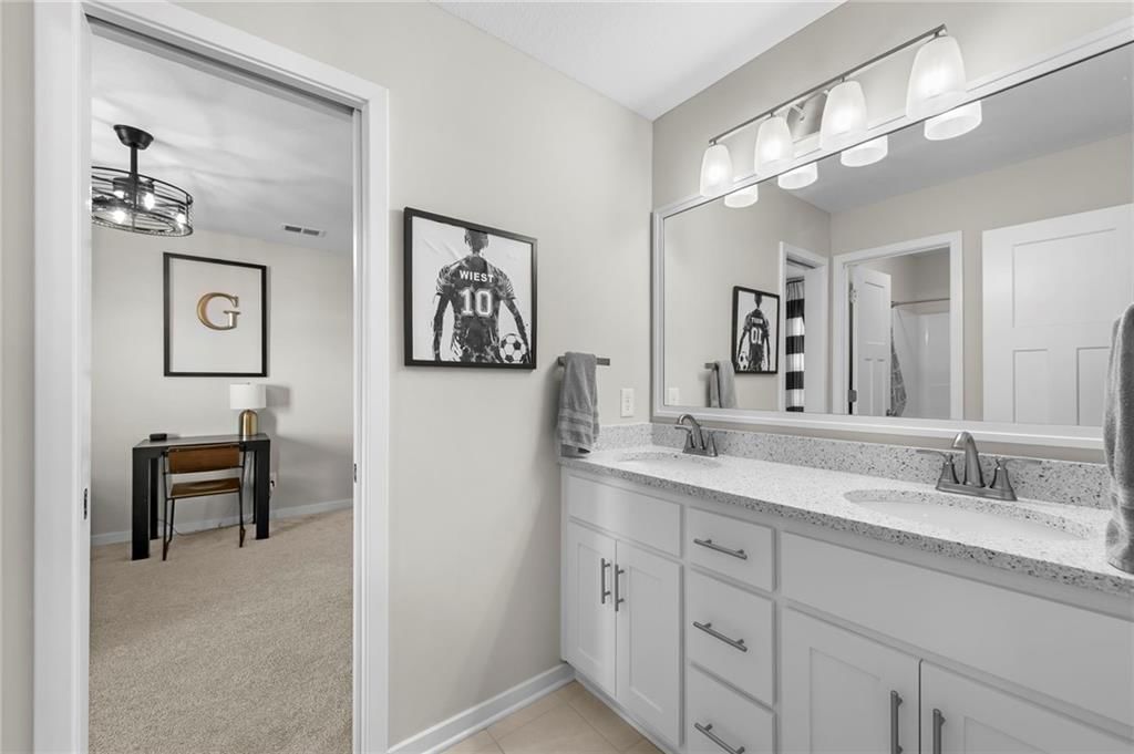7613 N Tullis Avenue — photo 36