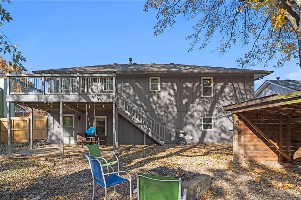1941 NE Patterson Drive — photo 39