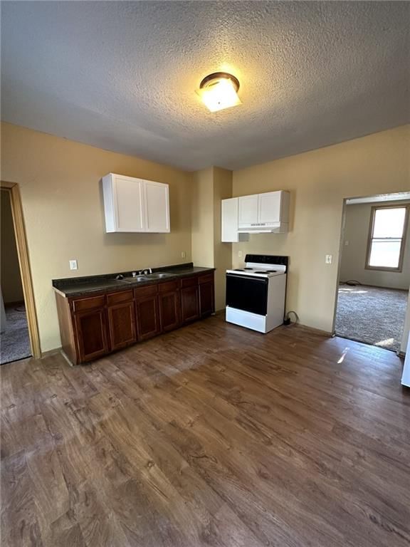 5304 Pryor Avenue — photo 4