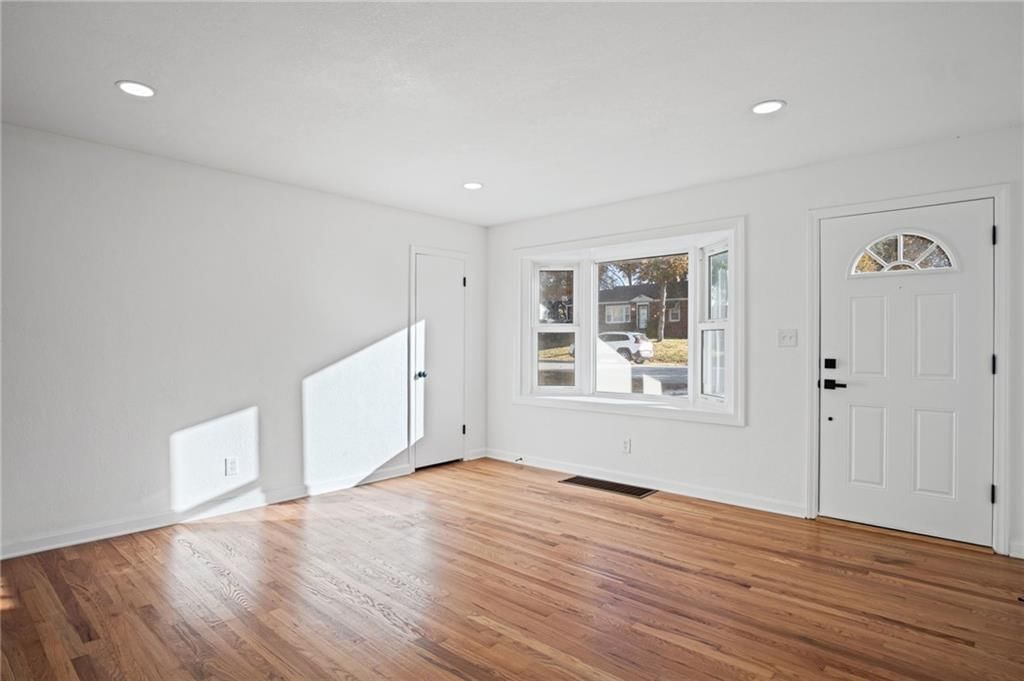 6400 Kentucky Avenue — photo 5