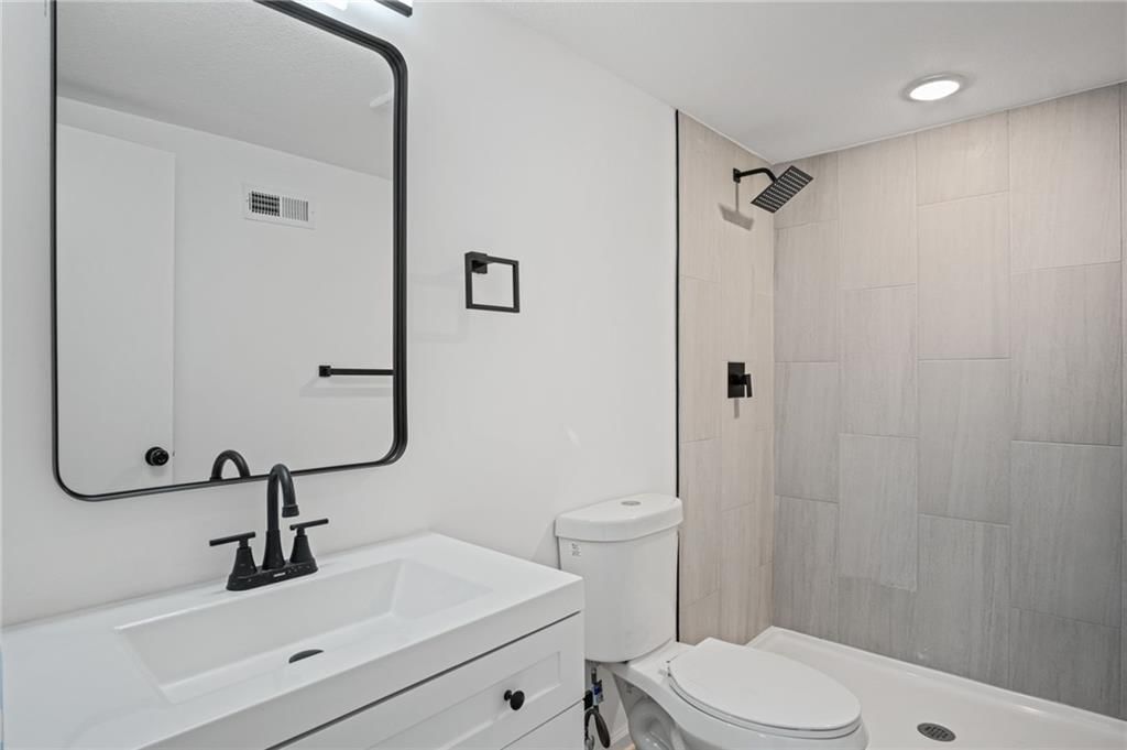 6400 Kentucky Avenue — photo 21