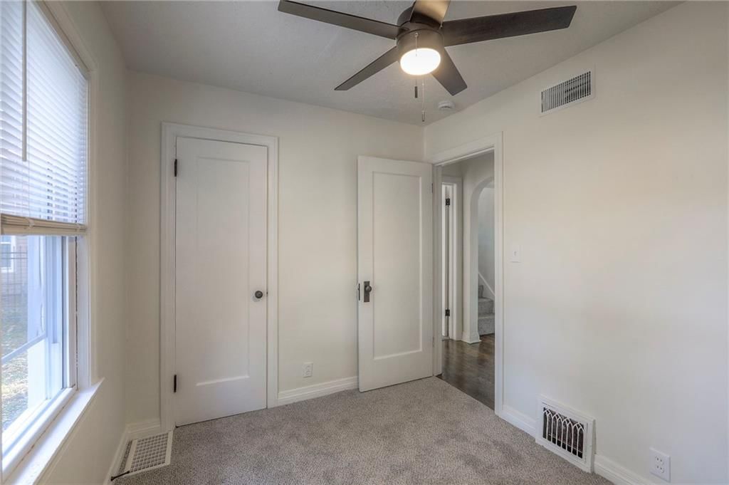 1923 S Norton Avenue — photo 13