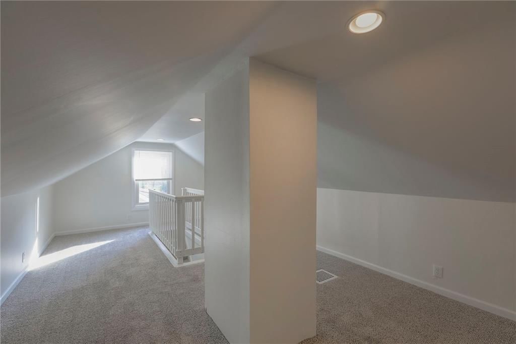 1923 S Norton Avenue — photo 17