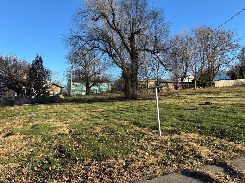 825 Trevillian Drive — photo 23