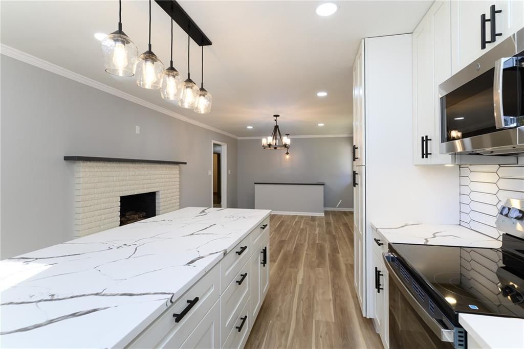 10235 W 70th Street — photo 15
