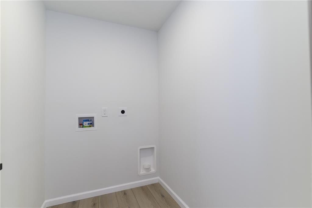 10235 W 70th Street — photo 18