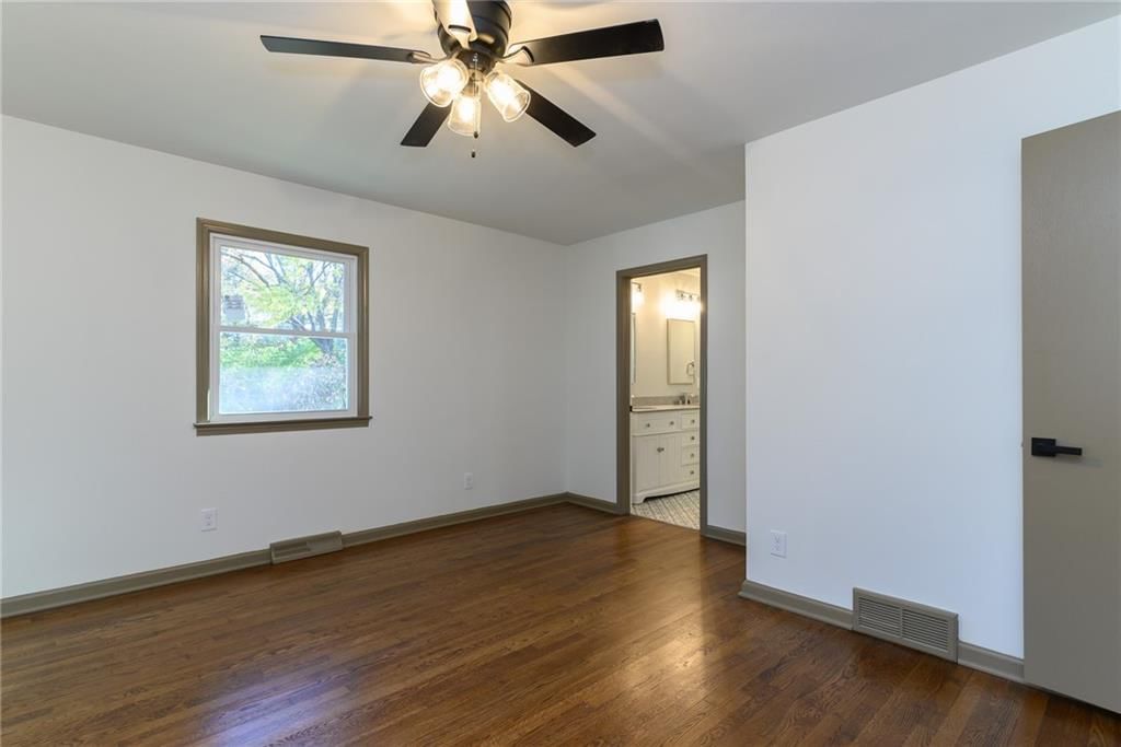 10235 W 70th Street — photo 22