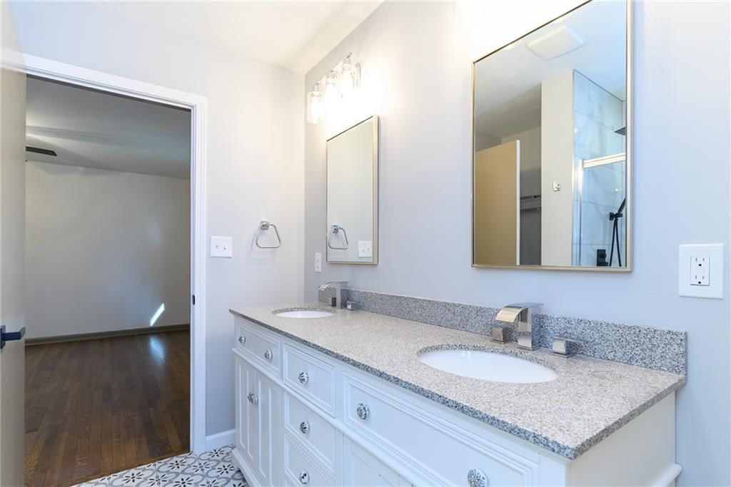 10235 W 70th Street — photo 25