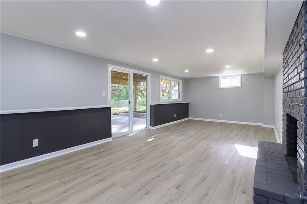 10235 W 70th Street — photo 32