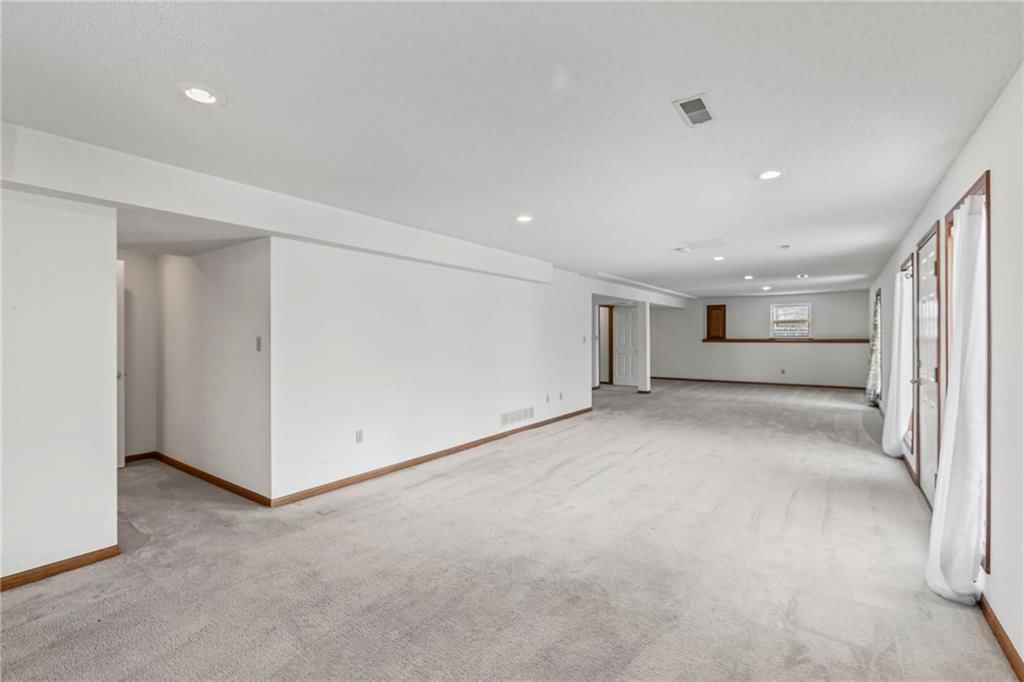 1020 NE Woodbury Lane — photo 26