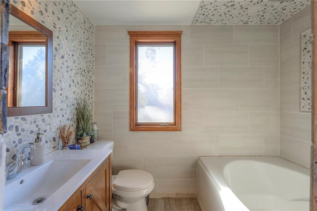 943 W 33rd Terrace — photo 20