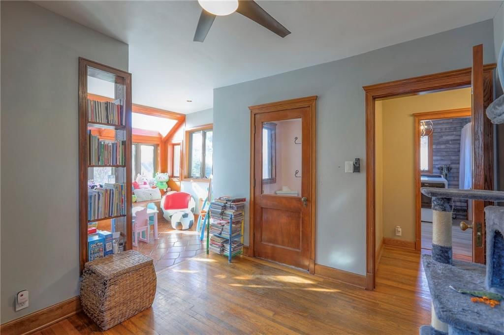 943 W 33rd Terrace — photo 23