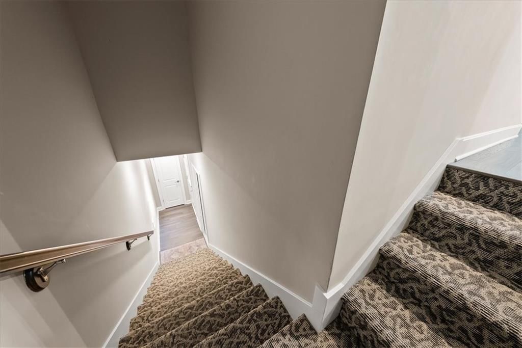 15908 Fontana Street — photo 23