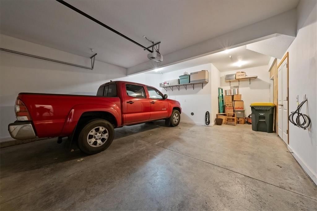 15908 Fontana Street — photo 24
