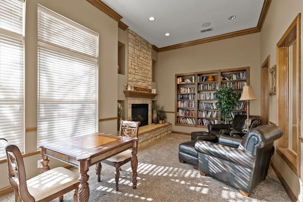 15908 Fontana Street — photo 29