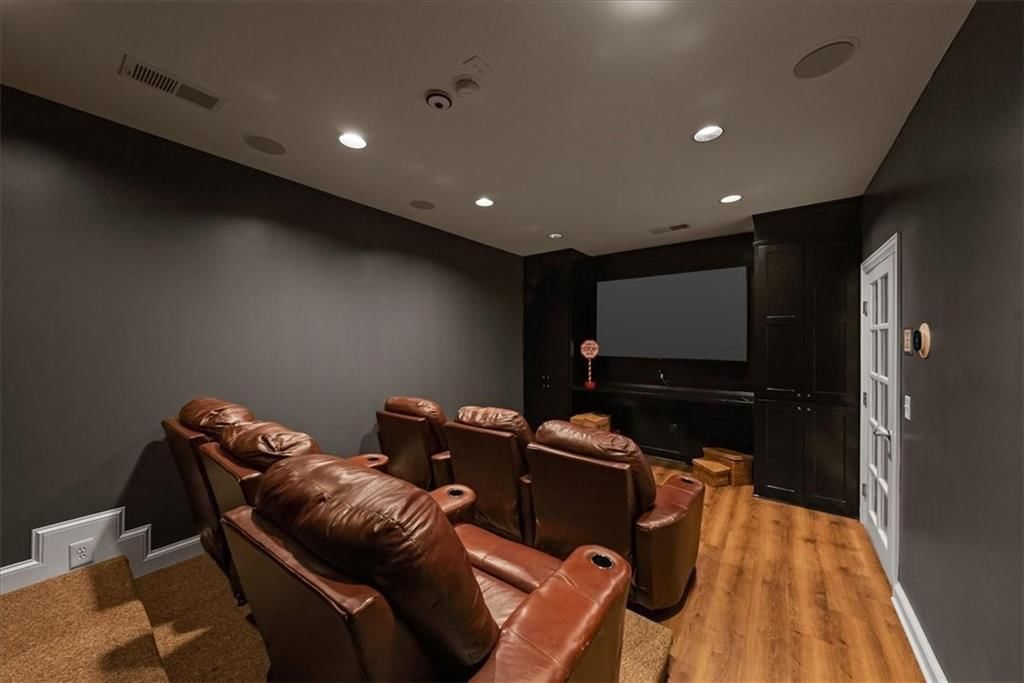 15908 Fontana Street — photo 34