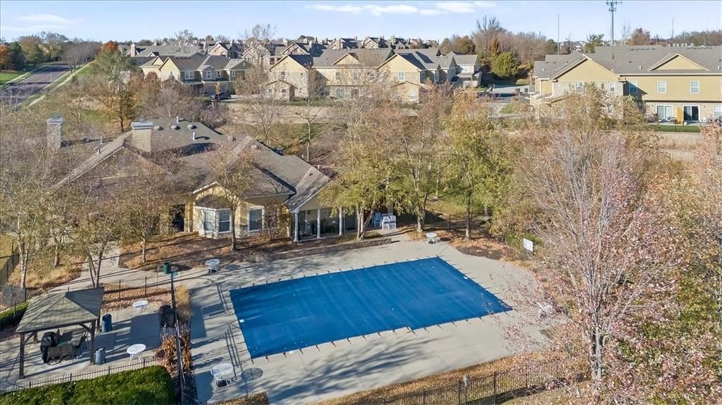 15908 Fontana Street — photo 36