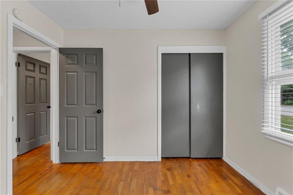 1620 W 20th Terrace — photo 11