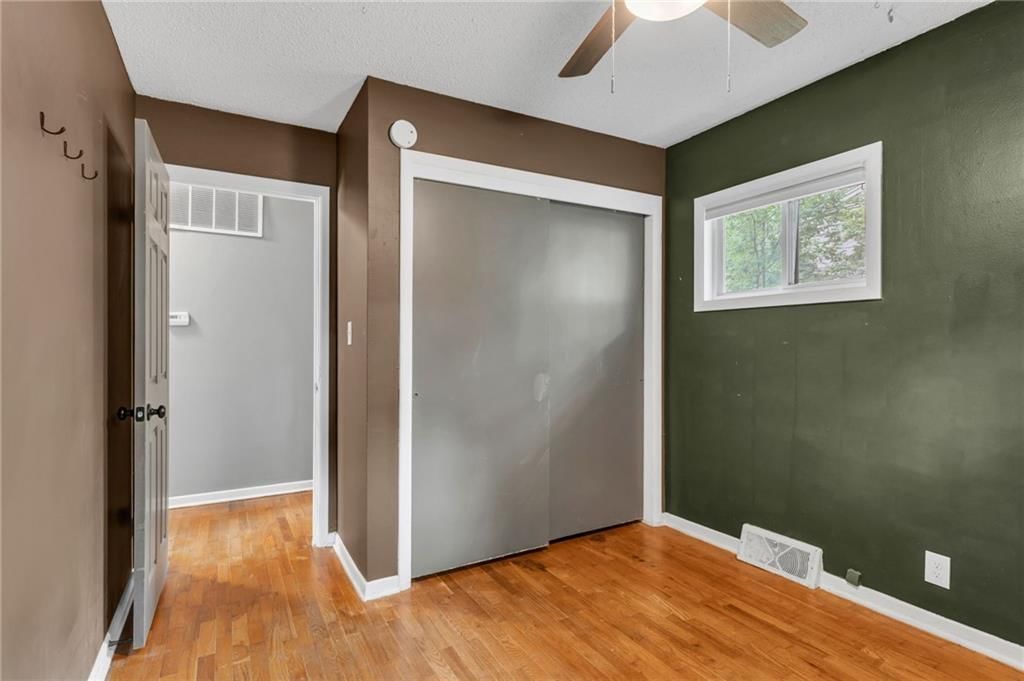 1620 W 20th Terrace — photo 15