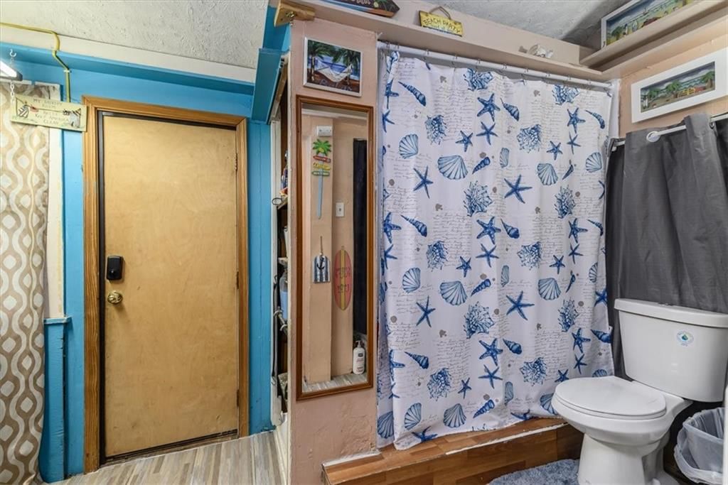 207 bowen Street — photo 10