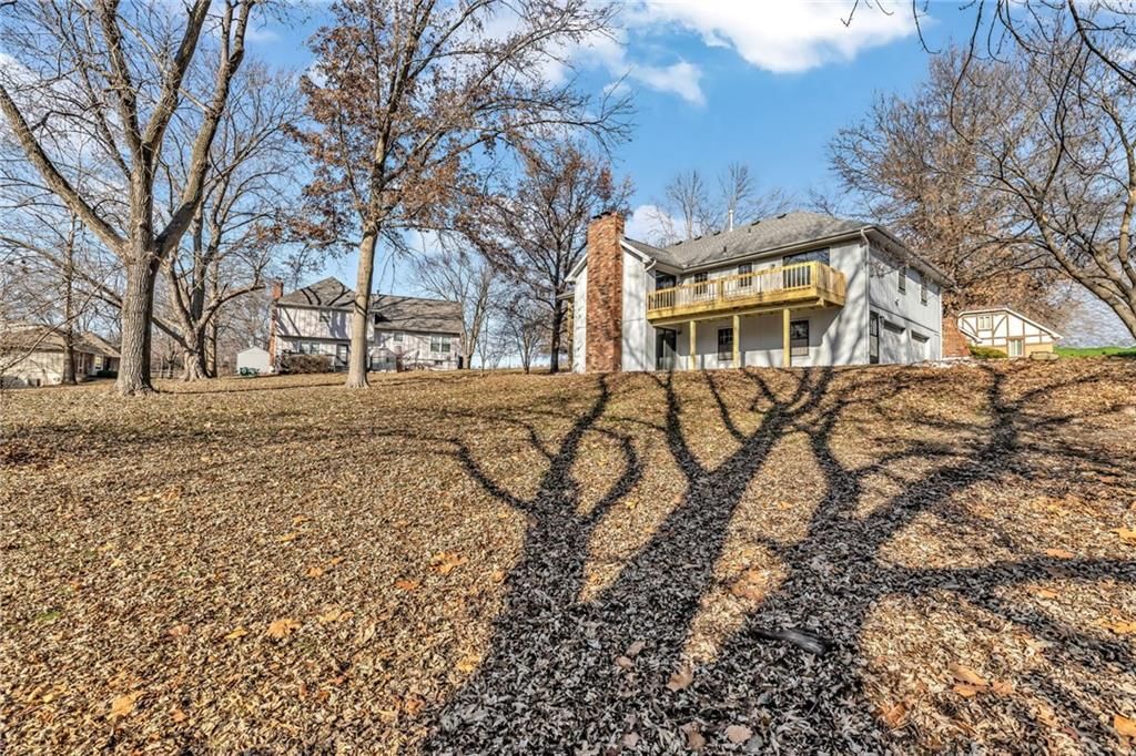 1007 Wyckwood Drive — photo 3