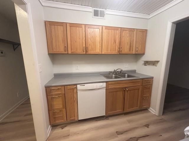111 E 50TH Street — photo 5