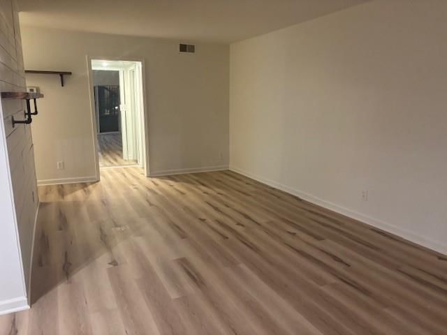 111 E 50TH Street — photo 9