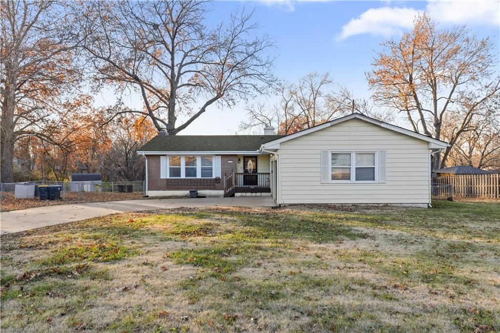 11020 Beacon Avenue — photo 3