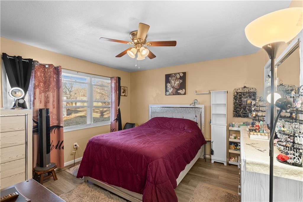 11020 Beacon Avenue — photo 11