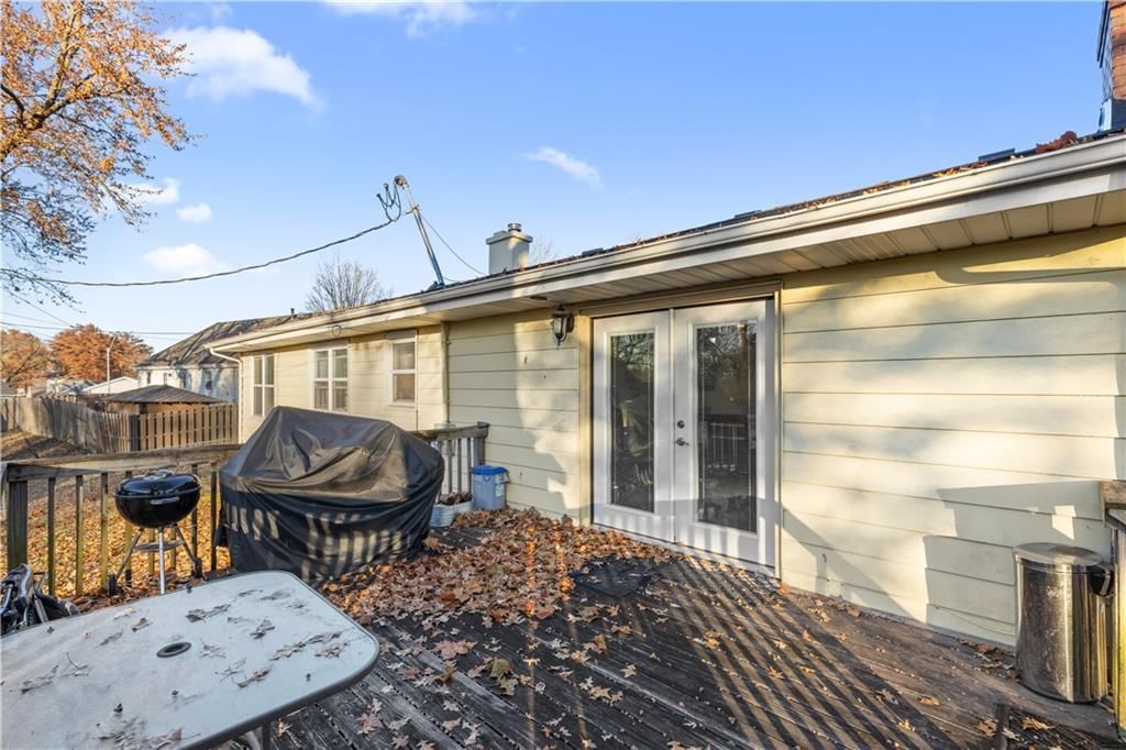 11020 Beacon Avenue — photo 25