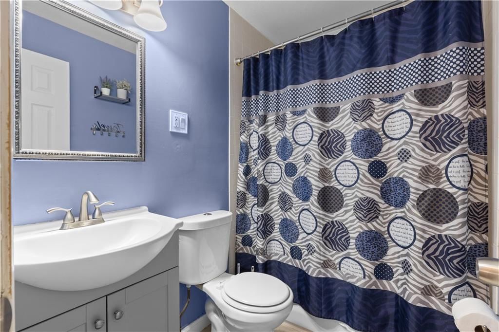 11020 Beacon Avenue — photo 27