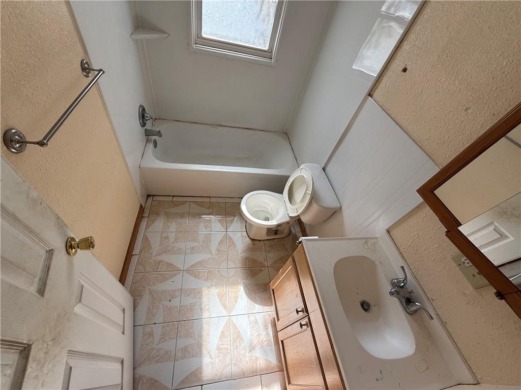 3002 N 58th Street — photo 9