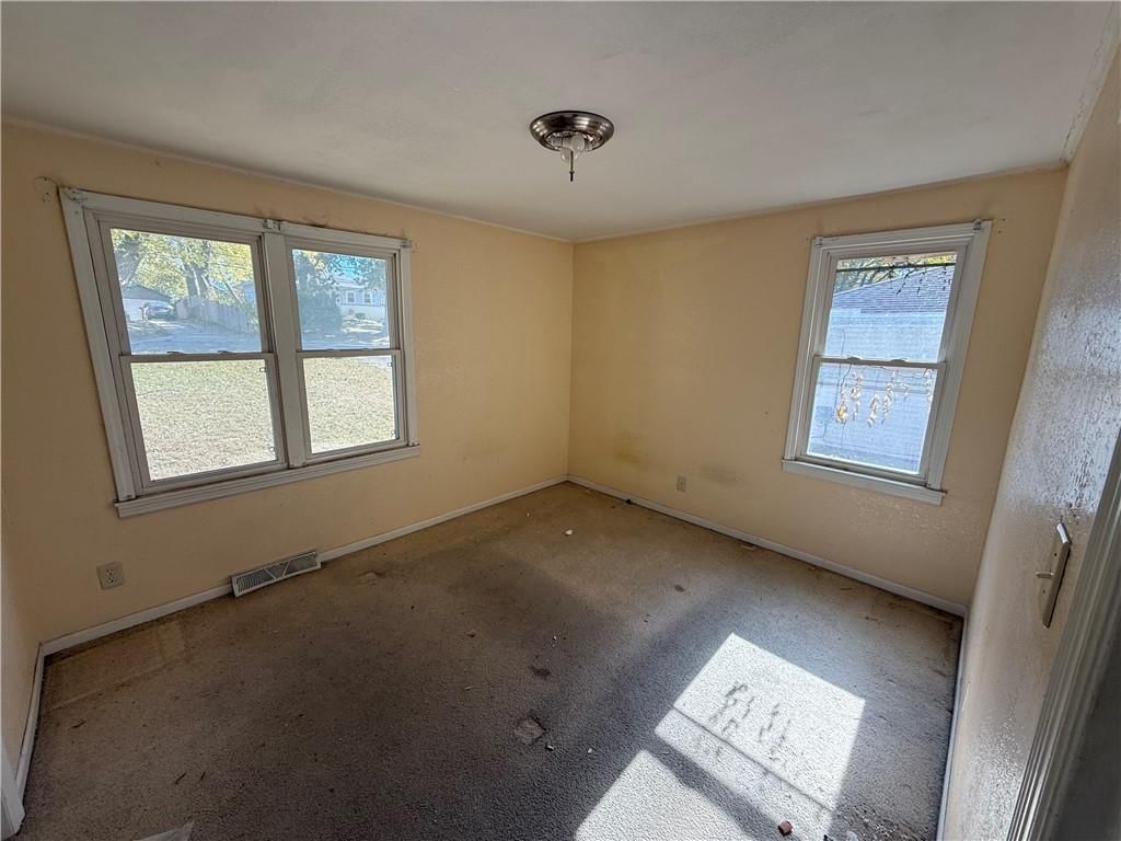 3002 N 58th Street — photo 10