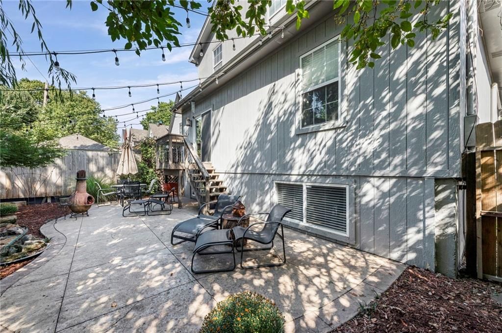 4526 Genessee Street — photo 32
