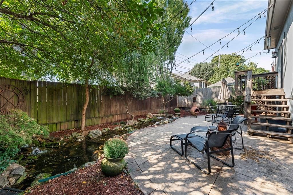 4526 Genessee Street — photo 33