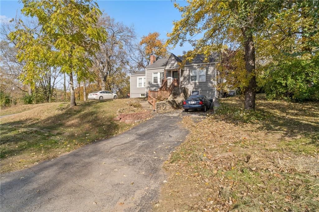 2804 NE Parvin Road — photo 3