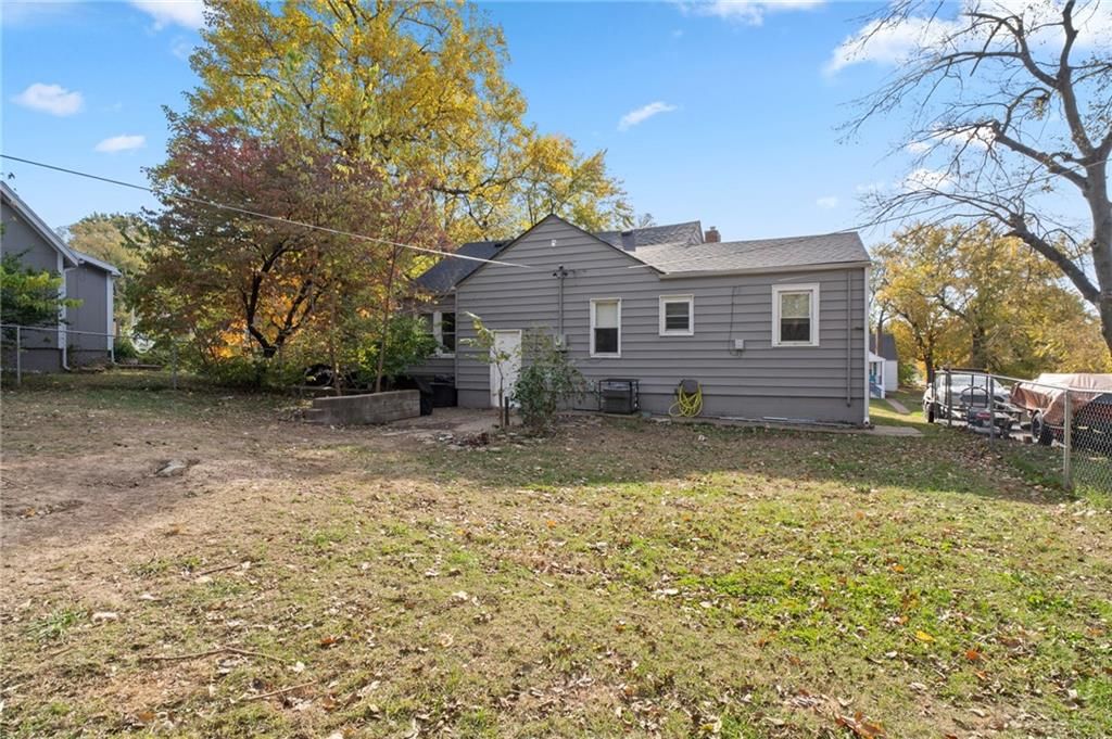 2804 NE Parvin Road — photo 5