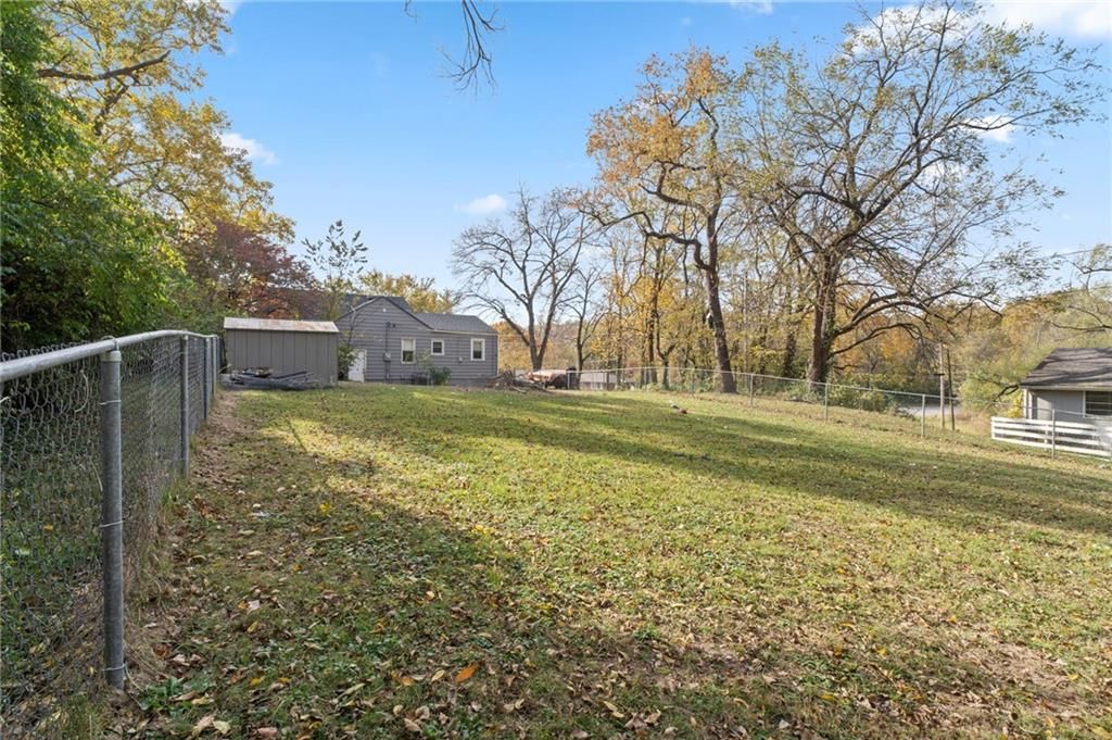 2804 NE Parvin Road — photo 9