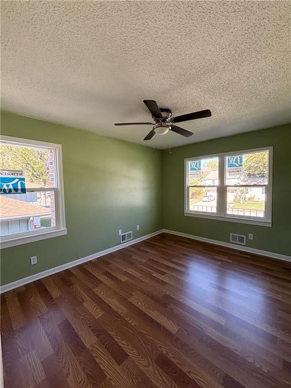 5405 Oliver Avenue — photo 12