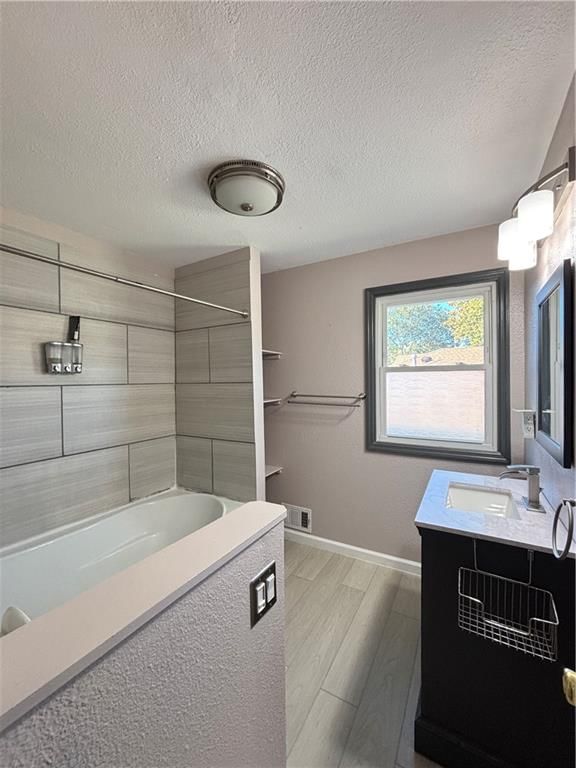 5405 Oliver Avenue — photo 13