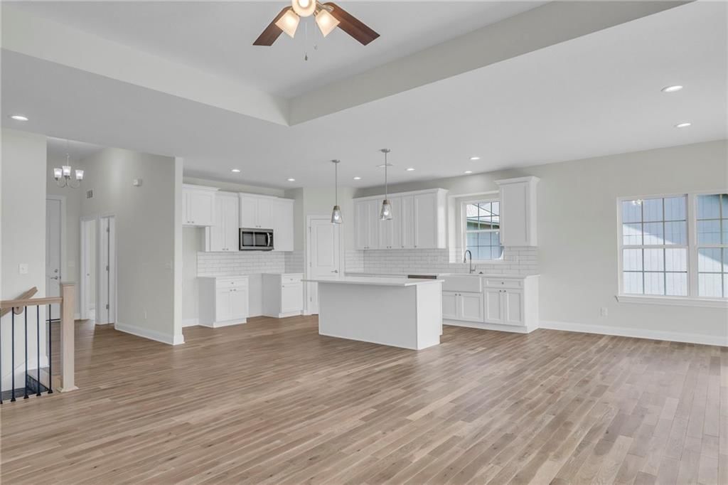12501 Parkview Avenue — photo 10
