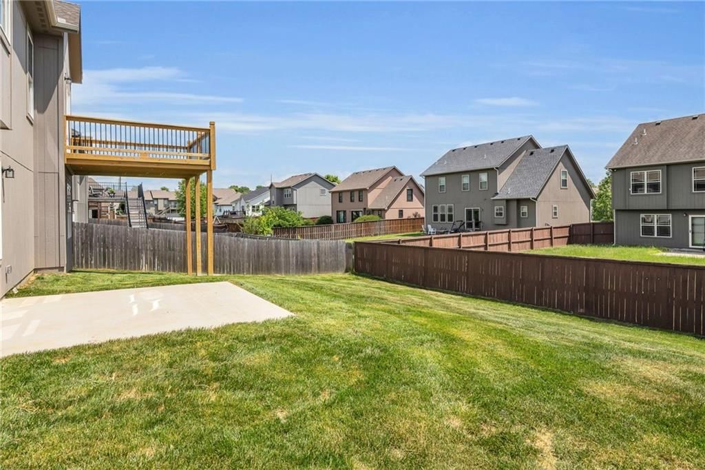 12501 Parkview Avenue — photo 38