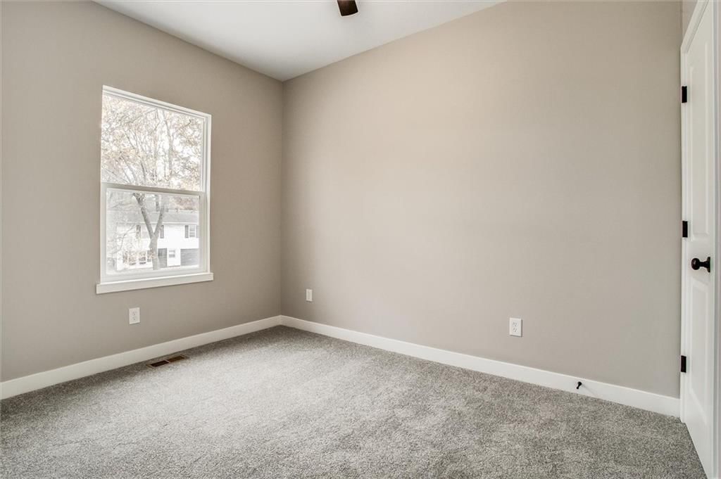 1104 NE Columbus Street — photo 14