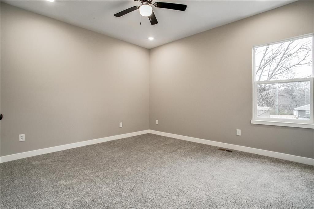 1104 NE Columbus Street — photo 16